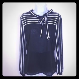 🔅Striped Tie Neck Shirt🔅